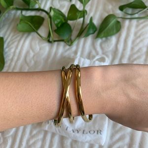 NWT Ann Taylor Gold Bracelet